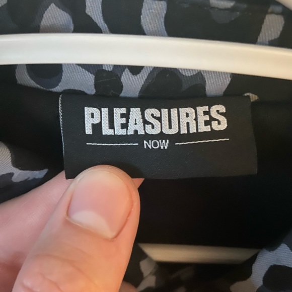 Pleasures Grave cheetah trench coat. Brand new. - Picture 3 of 6